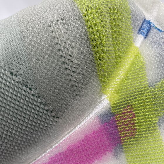 Knit in Motion by Suzanne Oude Hengel